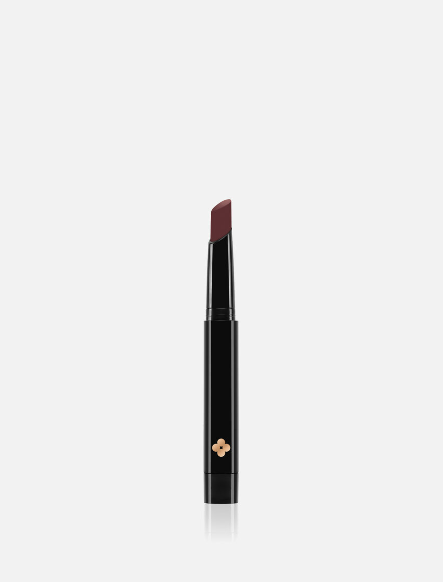 Matte Addict Lipstick Femme Fatale Almond beige